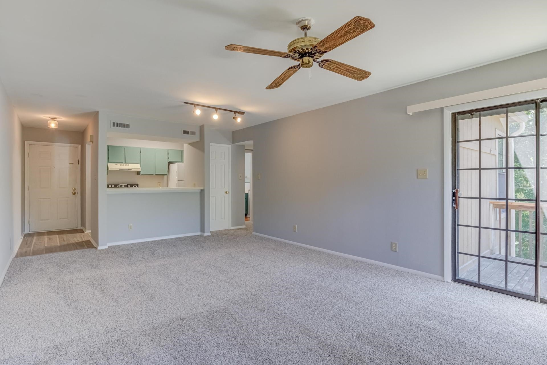 3700 Chimney Ridge Place, Unit 204 Durham, NC 27713 - Photo 16 of 25 Living Room