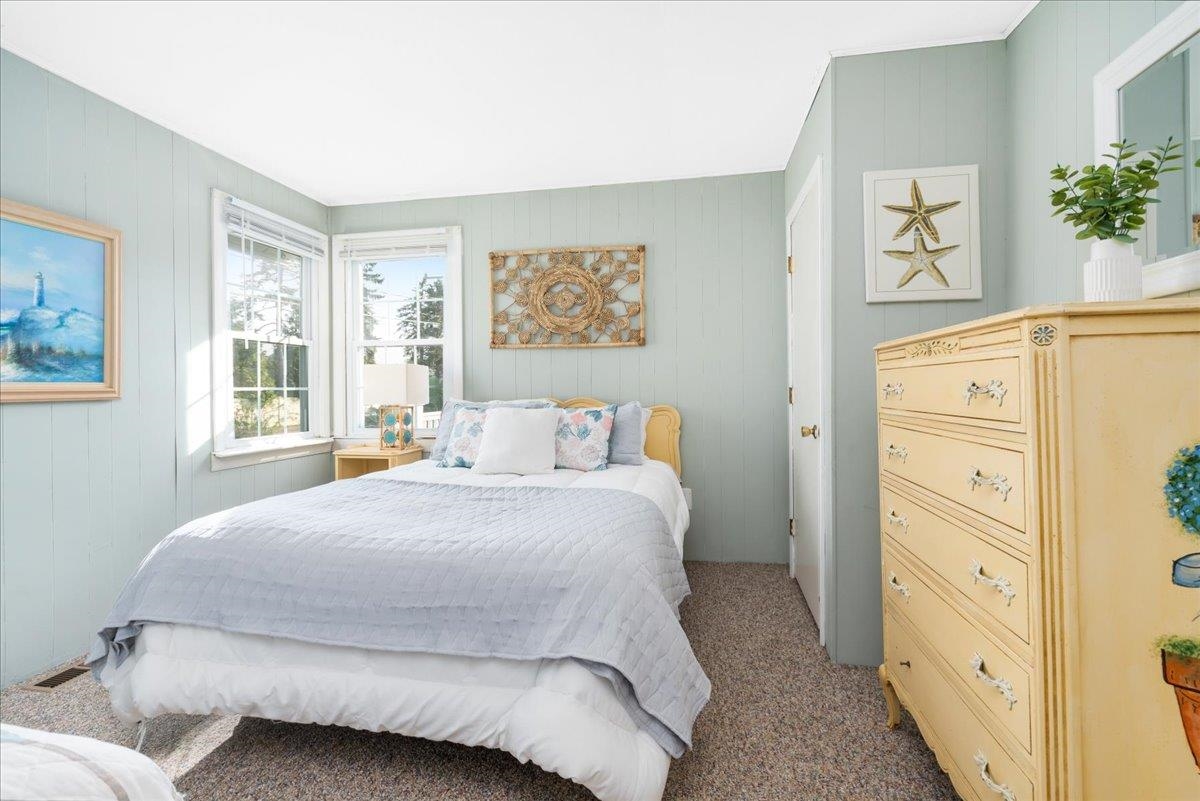 55 Old Beach Road Rye, NH 03870 - Photo 22 of 36