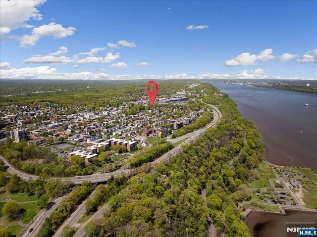 $1,850,000 | 54 Van Nostrand Avenue, Englewood Cliffs, NJ 07632