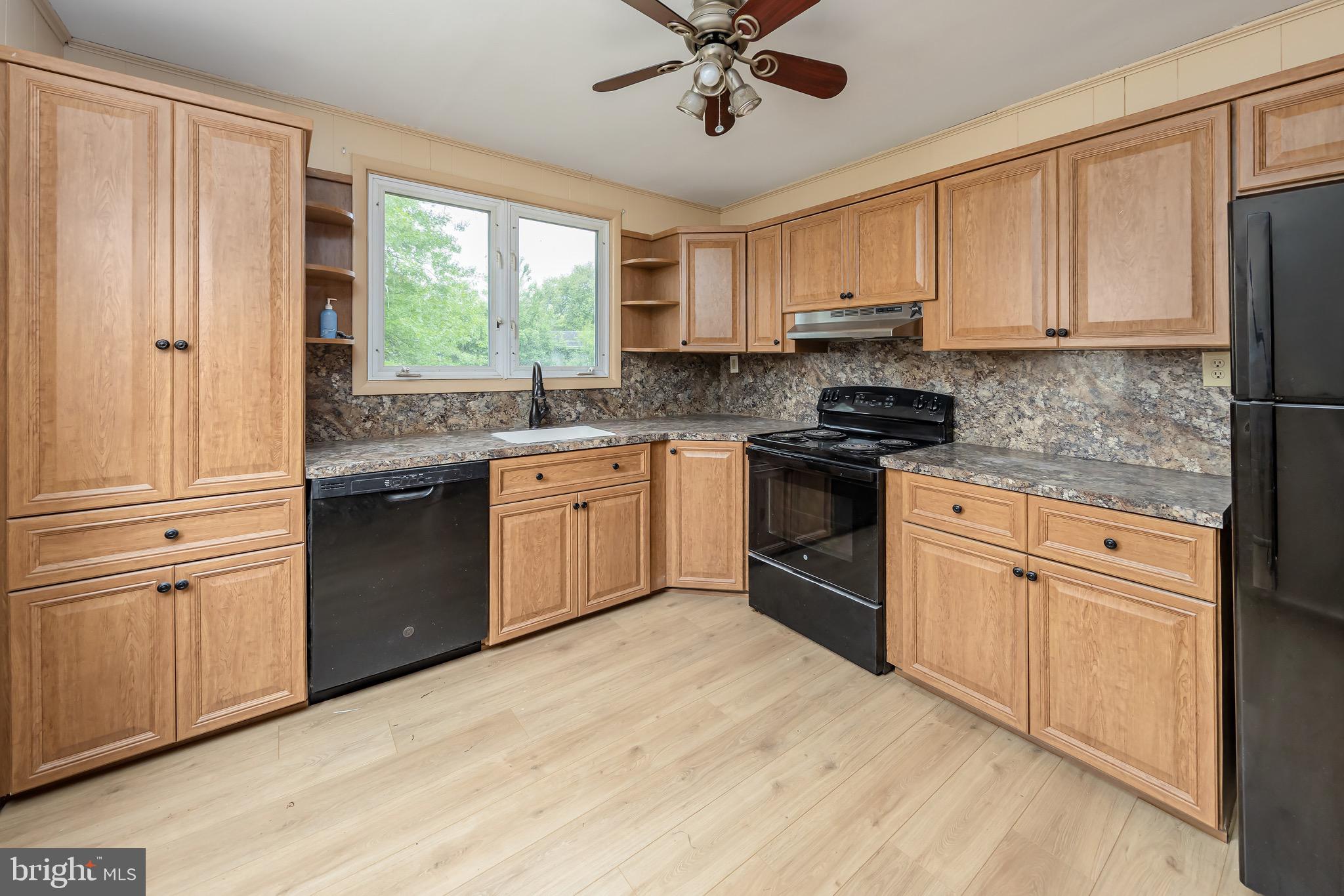 176 Cook Avenue Salem, NJ 08079 - Photo 9 of 18