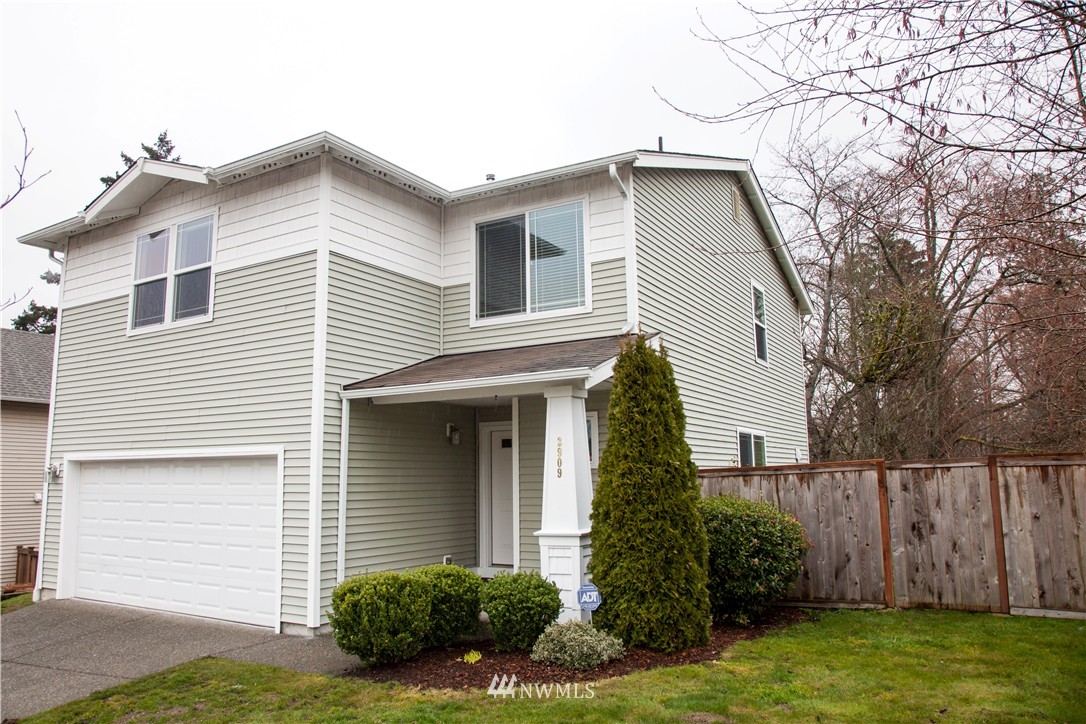 3909 East R Street Tacoma, WA 98404 - Photo 1 of 25