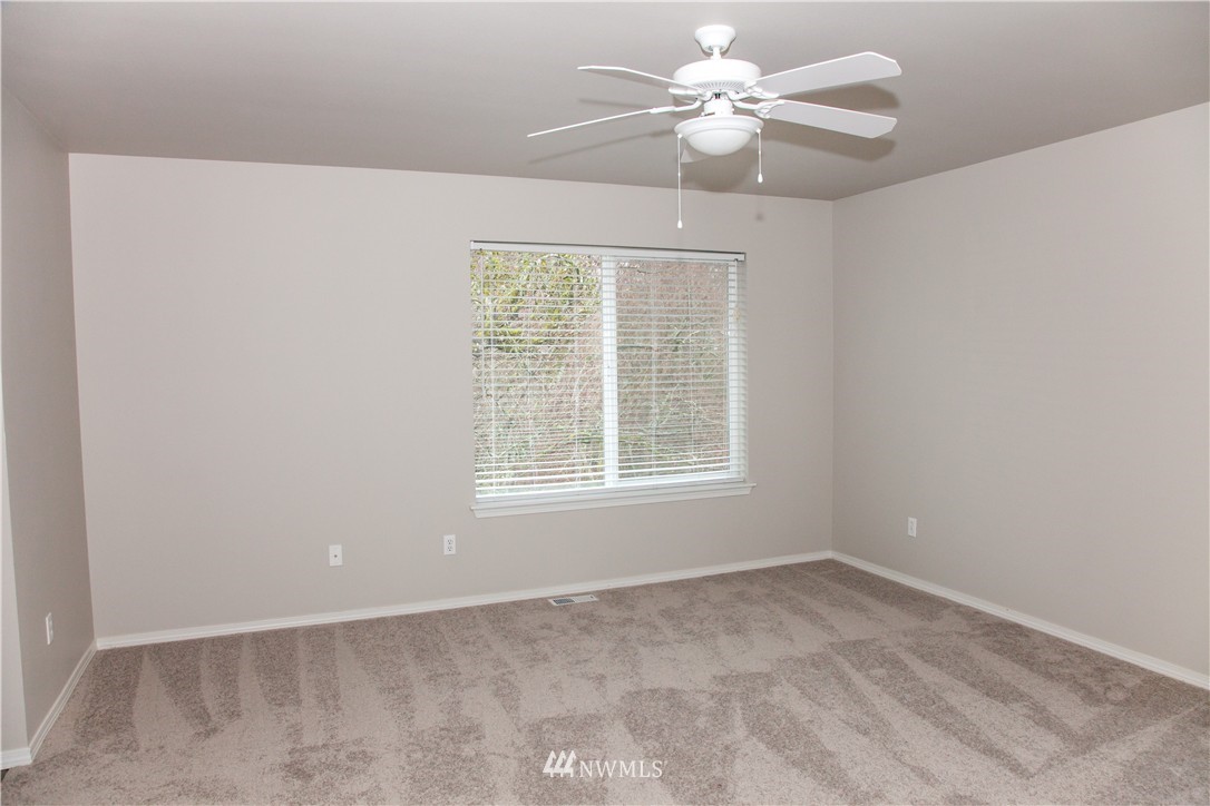 3909 East R Street Tacoma, WA 98404 - Photo 13 of 25