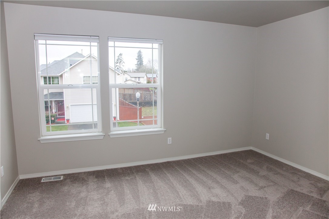 3909 East R Street Tacoma, WA 98404 - Photo 17 of 25
