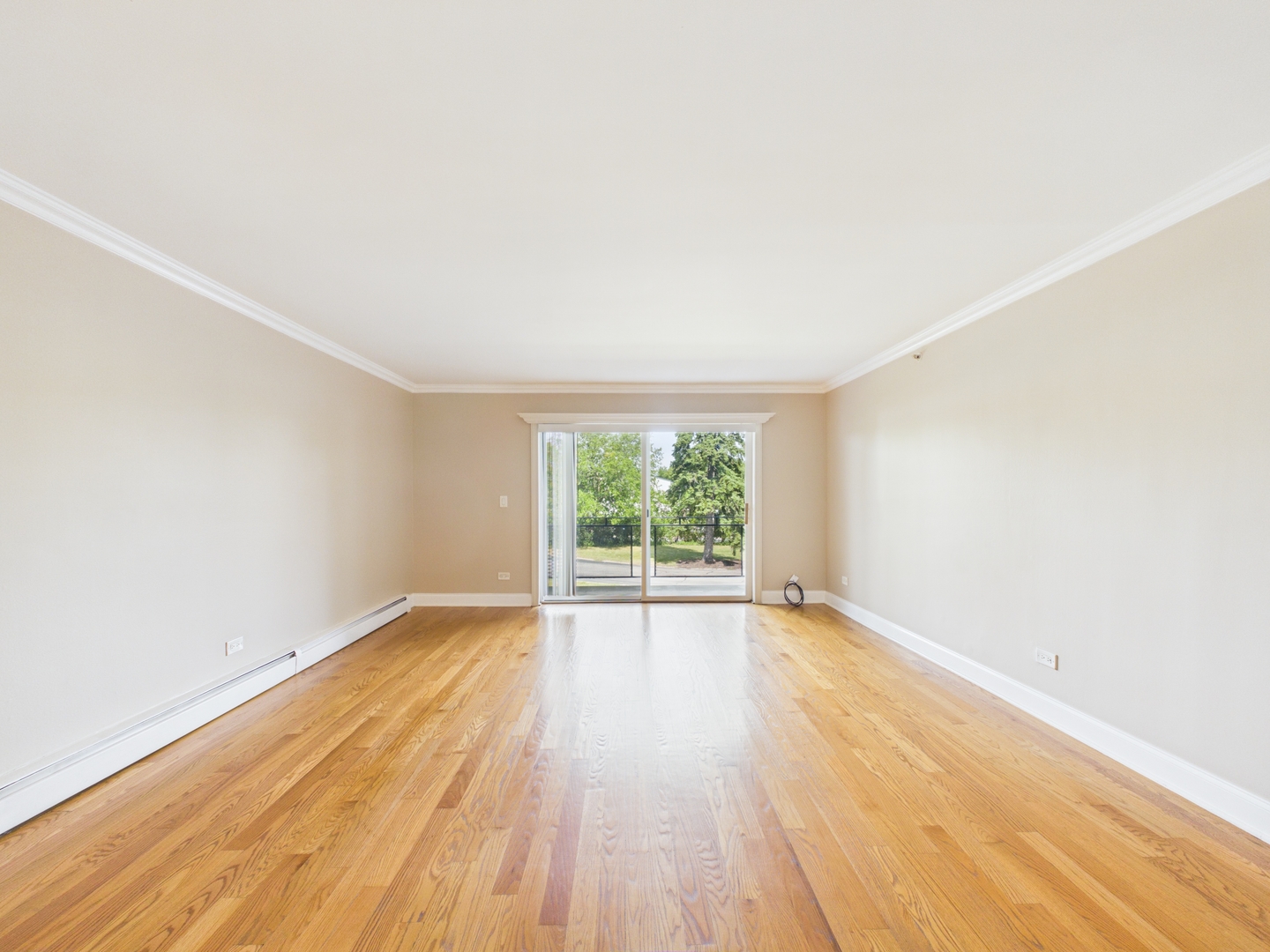 2210 South Goebbert Road, Unit 226 Arlington Heights, IL 60005 - Photo 3 of 49 Gallery Image 3