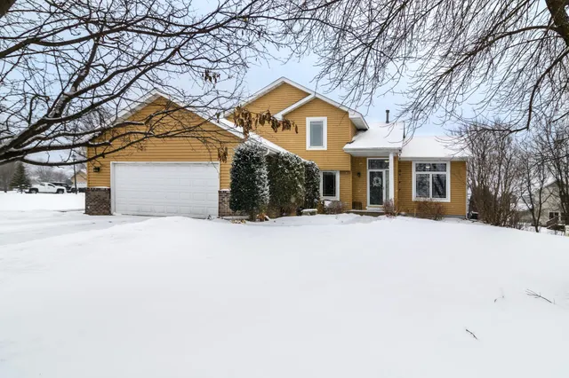 $375,000 | 117 Wildflower Court, Watertown, MN 55388