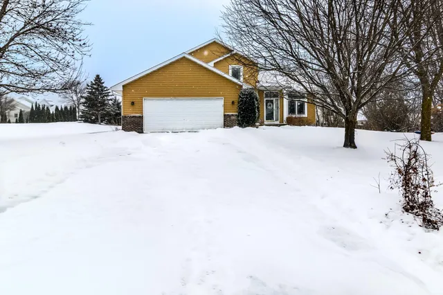 $375,000 | 117 Wildflower Court, Watertown, MN 55388