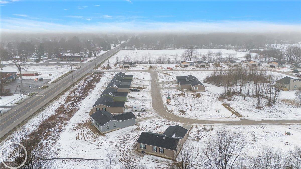 4267 Sugar Maple Run, Unit #13 Flint, MI 48506 - Photo 7 of 18