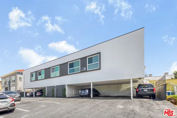 $2,095 | 252 South New Hampshire Avenue, Unit 10, Los Angeles, CA 90004