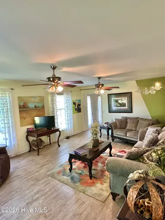 $325,000 | 407 4th Street, Bladenboro, NC 28320