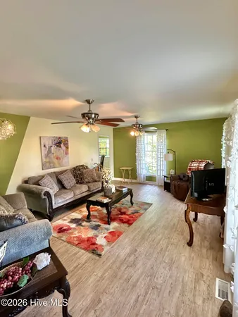 $325,000 | 407 4th Street, Bladenboro, NC 28320