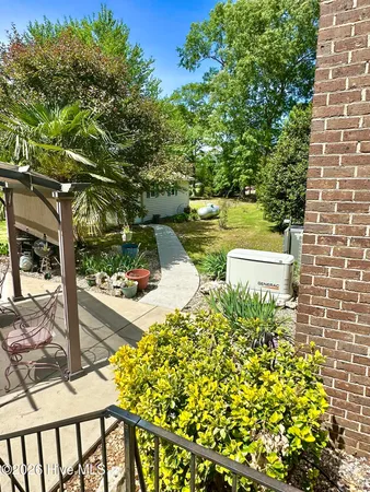 $325,000 | 407 4th Street, Bladenboro, NC 28320