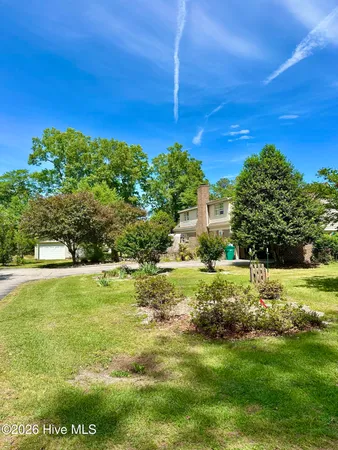 $325,000 | 407 4th Street, Bladenboro, NC 28320