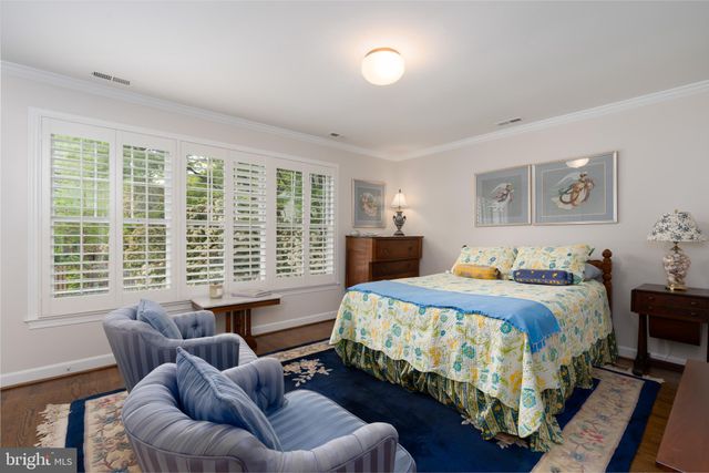 $2,580,000 | 504 Richards Lane, Alexandria, VA 22302