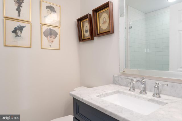 $2,580,000 | 504 Richards Lane, Alexandria, VA 22302