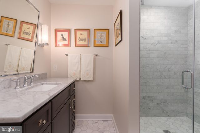 $2,580,000 | 504 Richards Lane, Alexandria, VA 22302