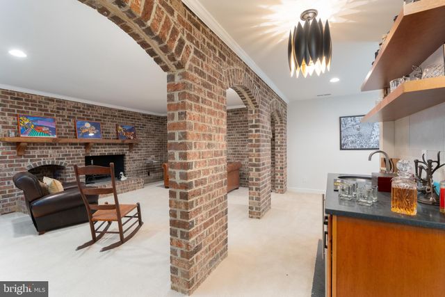 $2,580,000 | 504 Richards Lane, Alexandria, VA 22302