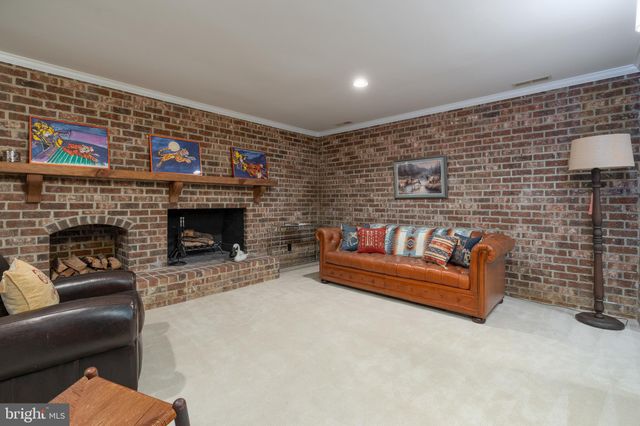 $2,580,000 | 504 Richards Lane, Alexandria, VA 22302