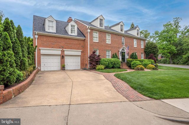 $2,580,000 | 504 Richards Lane, Alexandria, VA 22302