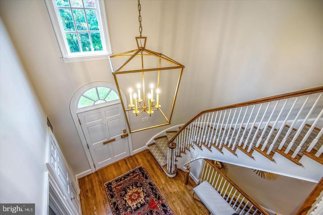 $2,580,000 | 504 Richards Lane, Alexandria, VA 22302