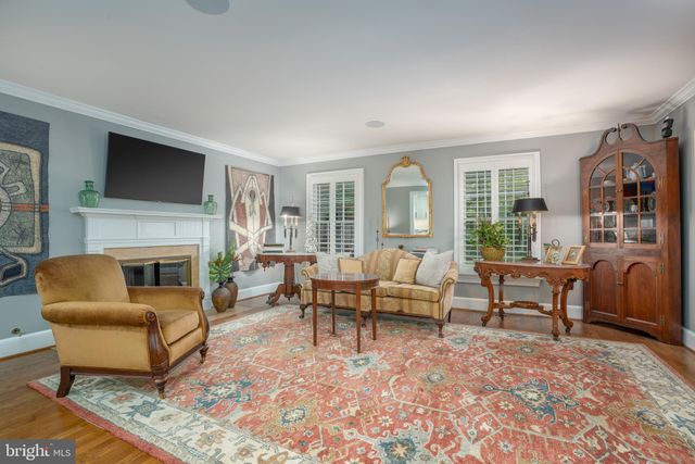 $2,580,000 | 504 Richards Lane, Alexandria, VA 22302