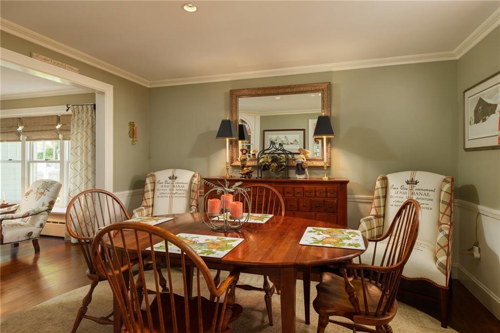 23 Whitney Road Falmouth, ME 04105 - Photo 7 of 21 Photo