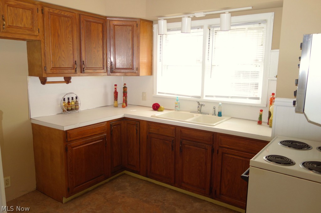 120 Raff Road Northwest Canton, OH 44708 - Photo 5 of 19 Gallery Image 5