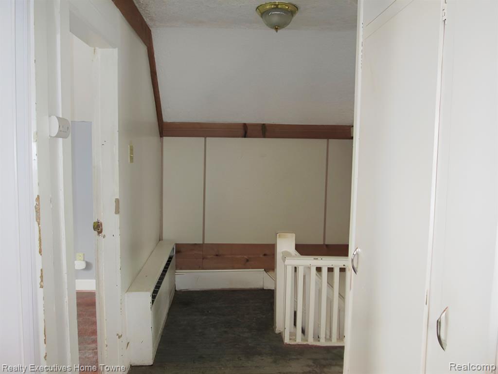 75 Delaware Street Sandusky, MI 48471 - Photo 17 of 27