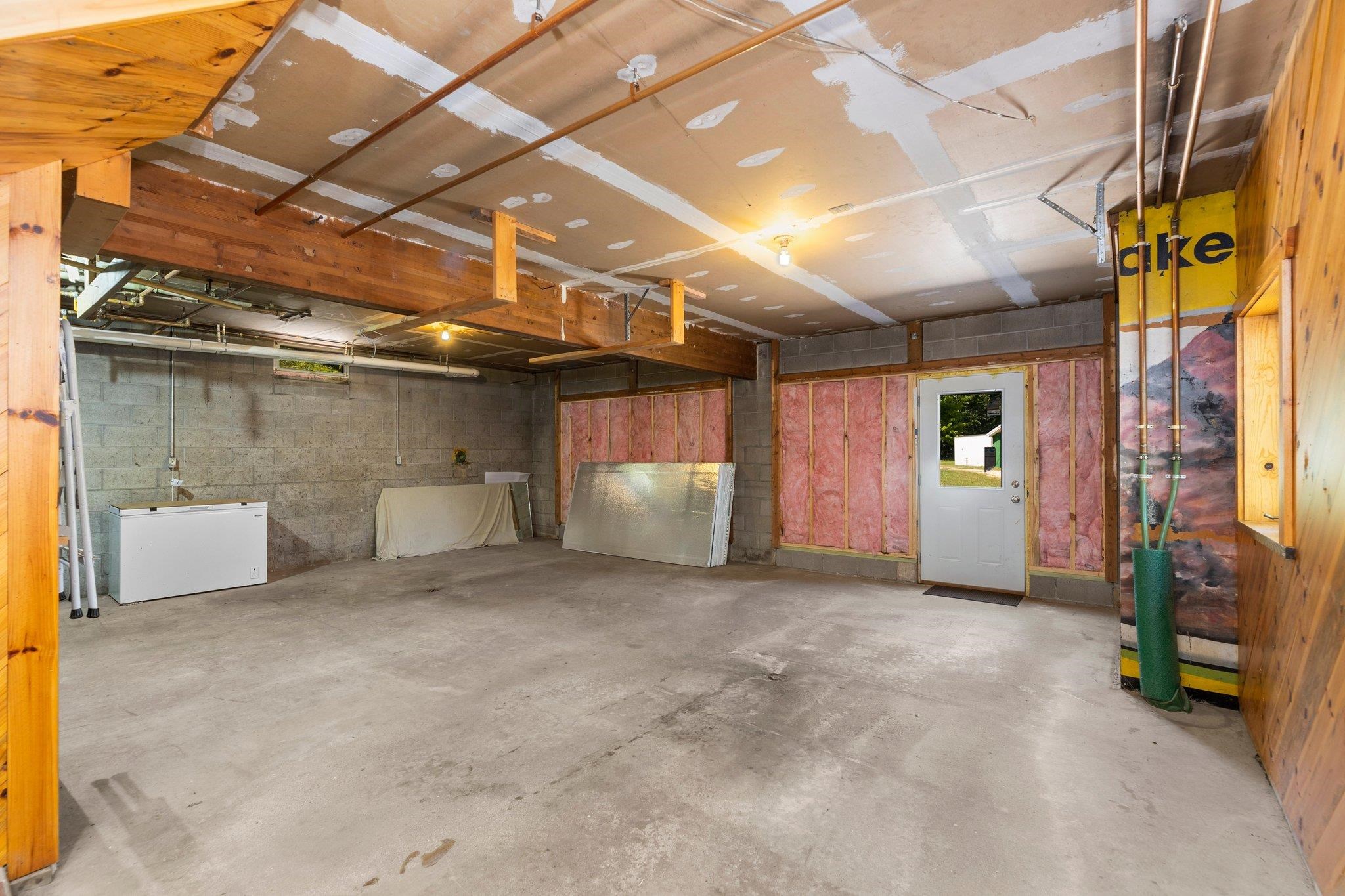11096 South Cedar Road Cedar, MI 49621 - Photo 20 of 51 1913252-19.JPG
