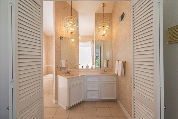 $369,900 | 16419 Laurelfield Drive, Houston, TX 77059