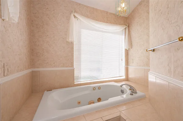 $369,900 | 16419 Laurelfield Drive, Houston, TX 77059