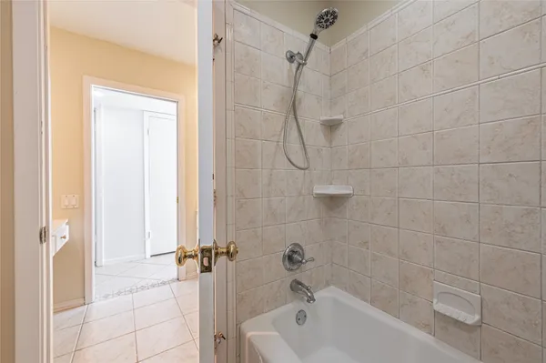 $379,900 | 16419 Laurelfield Drive, Houston, TX 77059