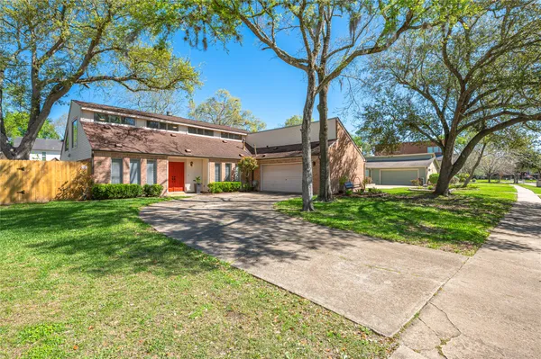 $369,900 | 16419 Laurelfield Drive, Houston, TX 77059