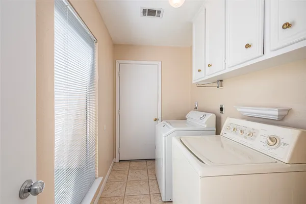 $369,900 | 16419 Laurelfield Drive, Houston, TX 77059