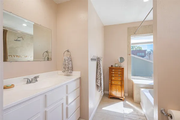 $369,900 | 16419 Laurelfield Drive, Houston, TX 77059