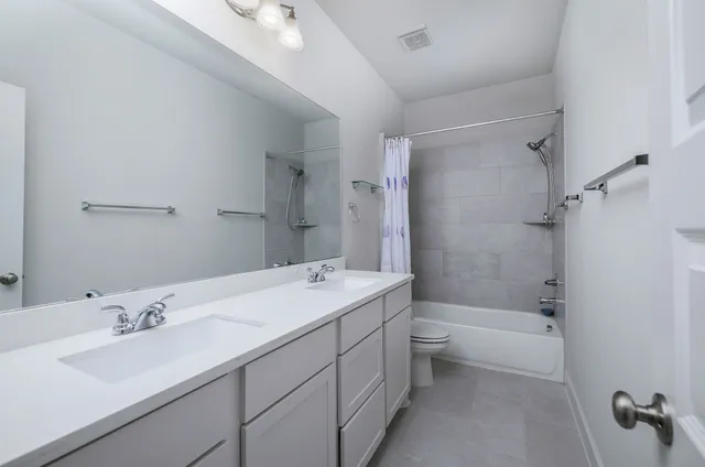 $359,000 | 17155 Crimson Crest Drive, Conroe, TX 77302