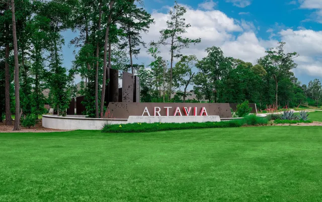 $359,000 | 17155 Crimson Crest Drive, Conroe, TX 77302