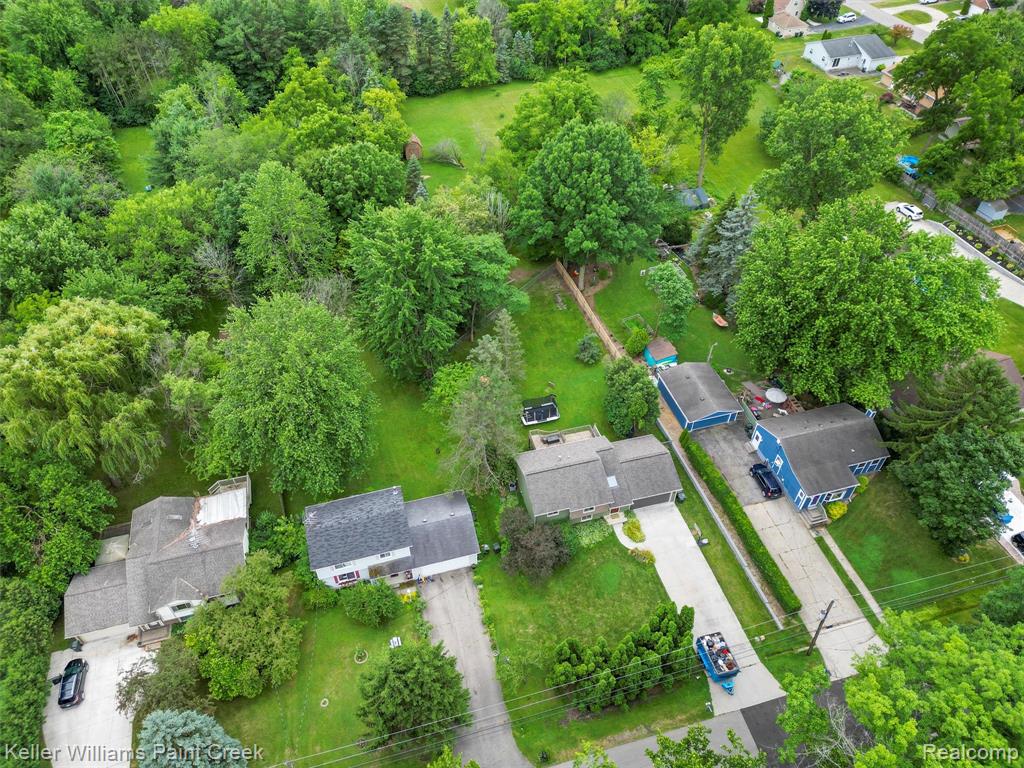 1377 Ruby Avenue Rochester Hills, MI 48309 - Photo 31 of 34