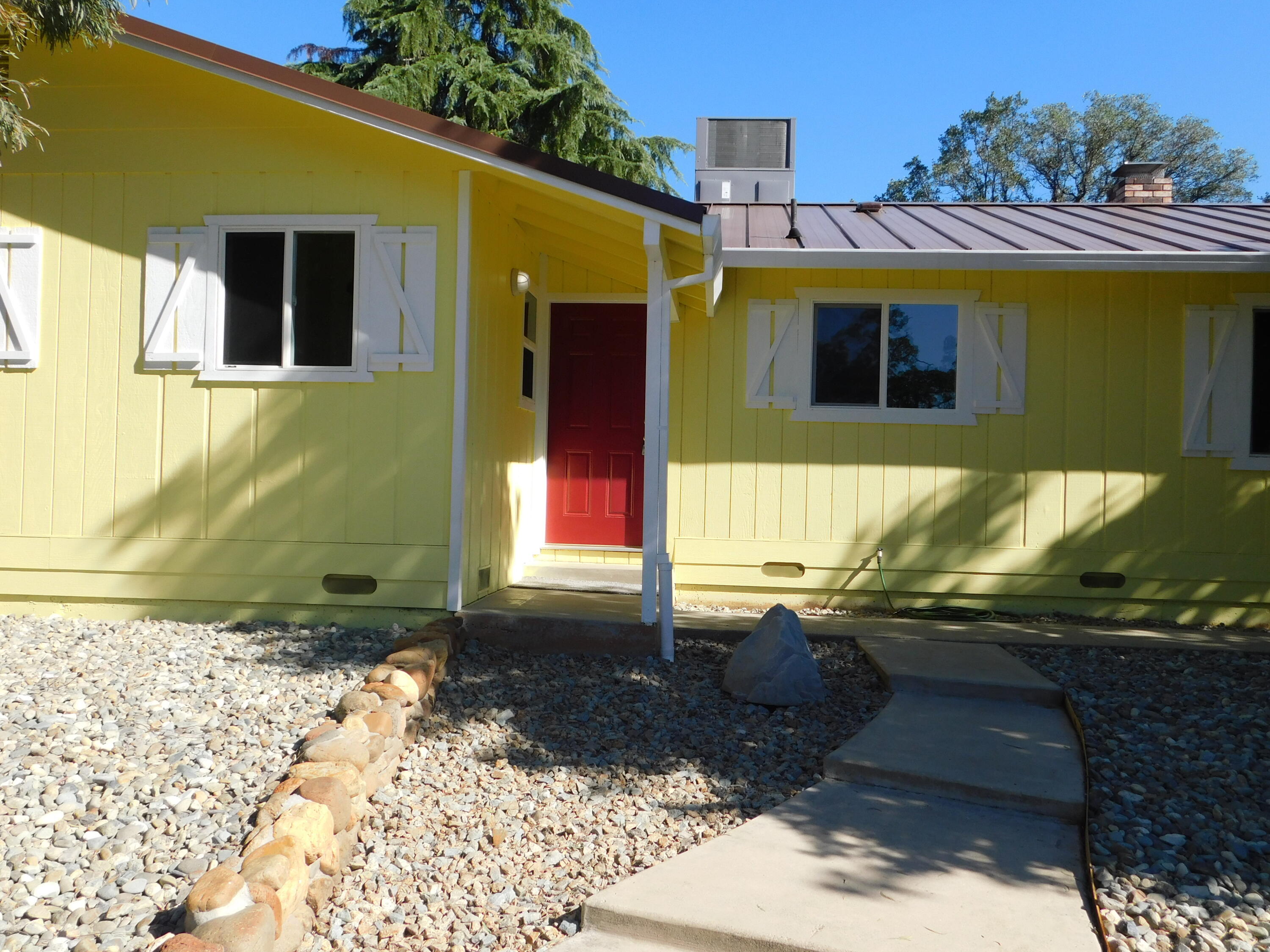 1051 Gibralter Road Redding, CA 96003 - Photo 8 of 49 DSCN0167