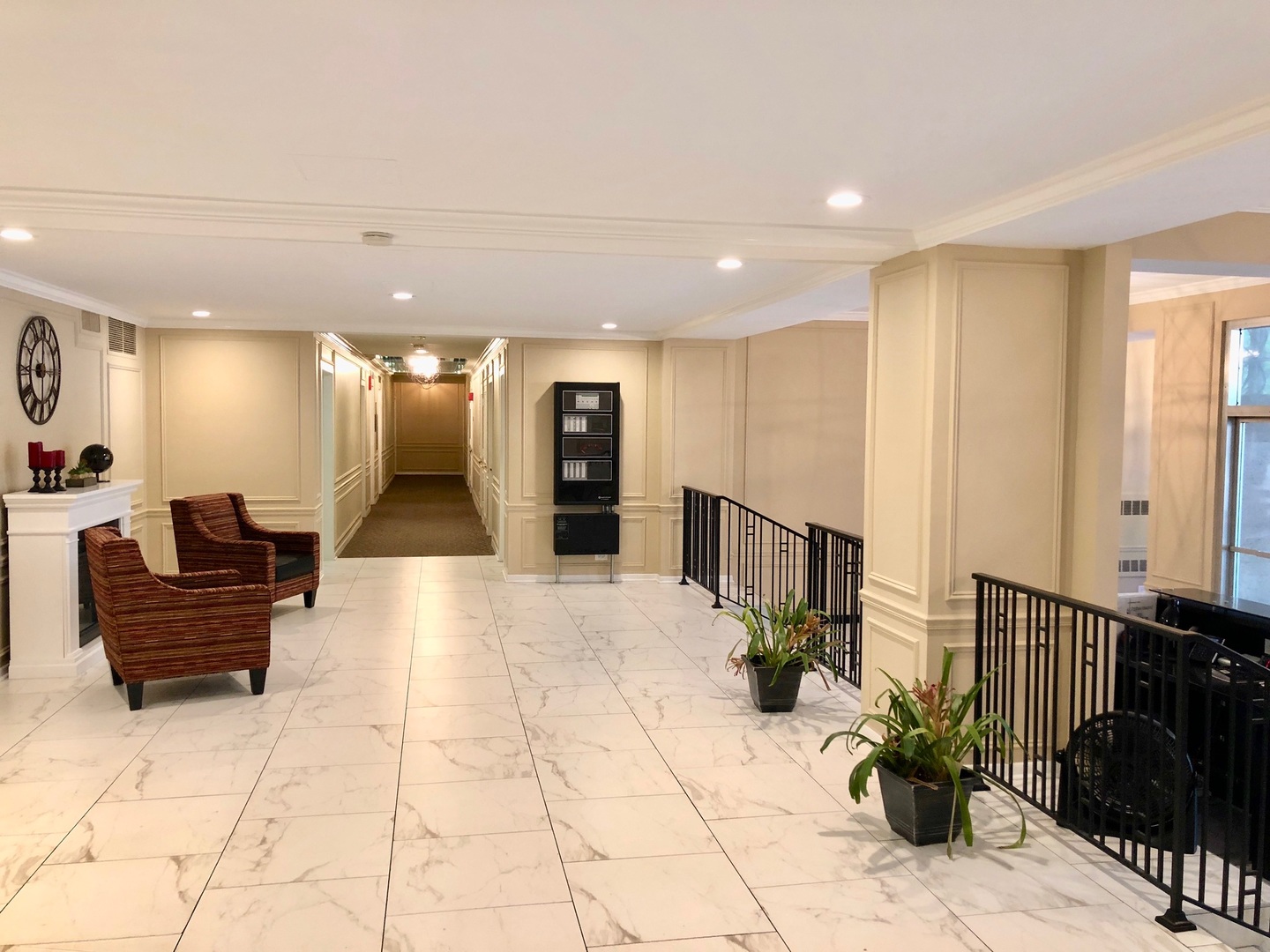 2909 North Sheridan Road, Unit 1408 Chicago, IL 60657 - Photo 17 of 19 Gallery Image 17
