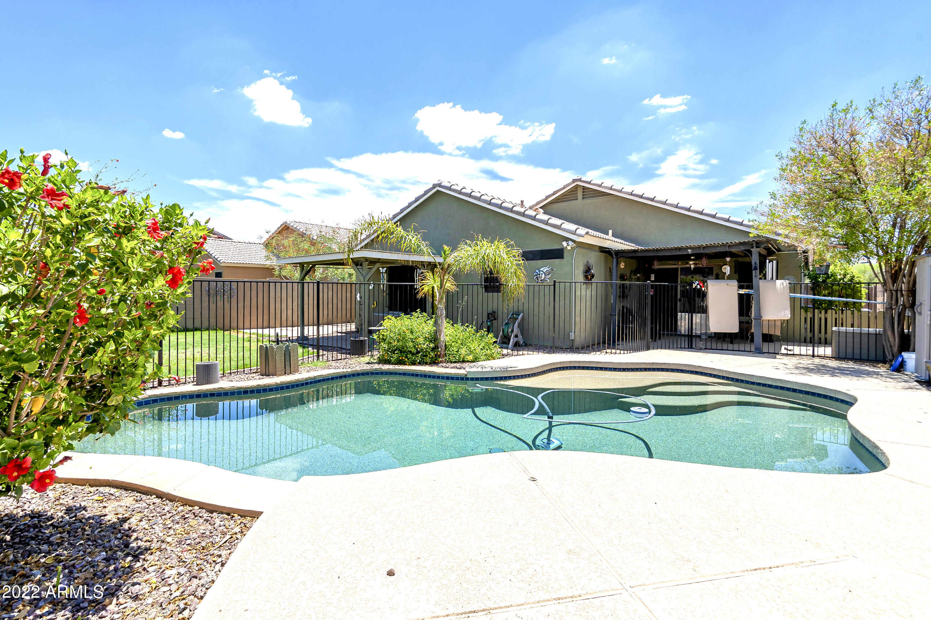 2336 West Carson Road Phoenix, AZ 85041 - Photo 30 of 35 32