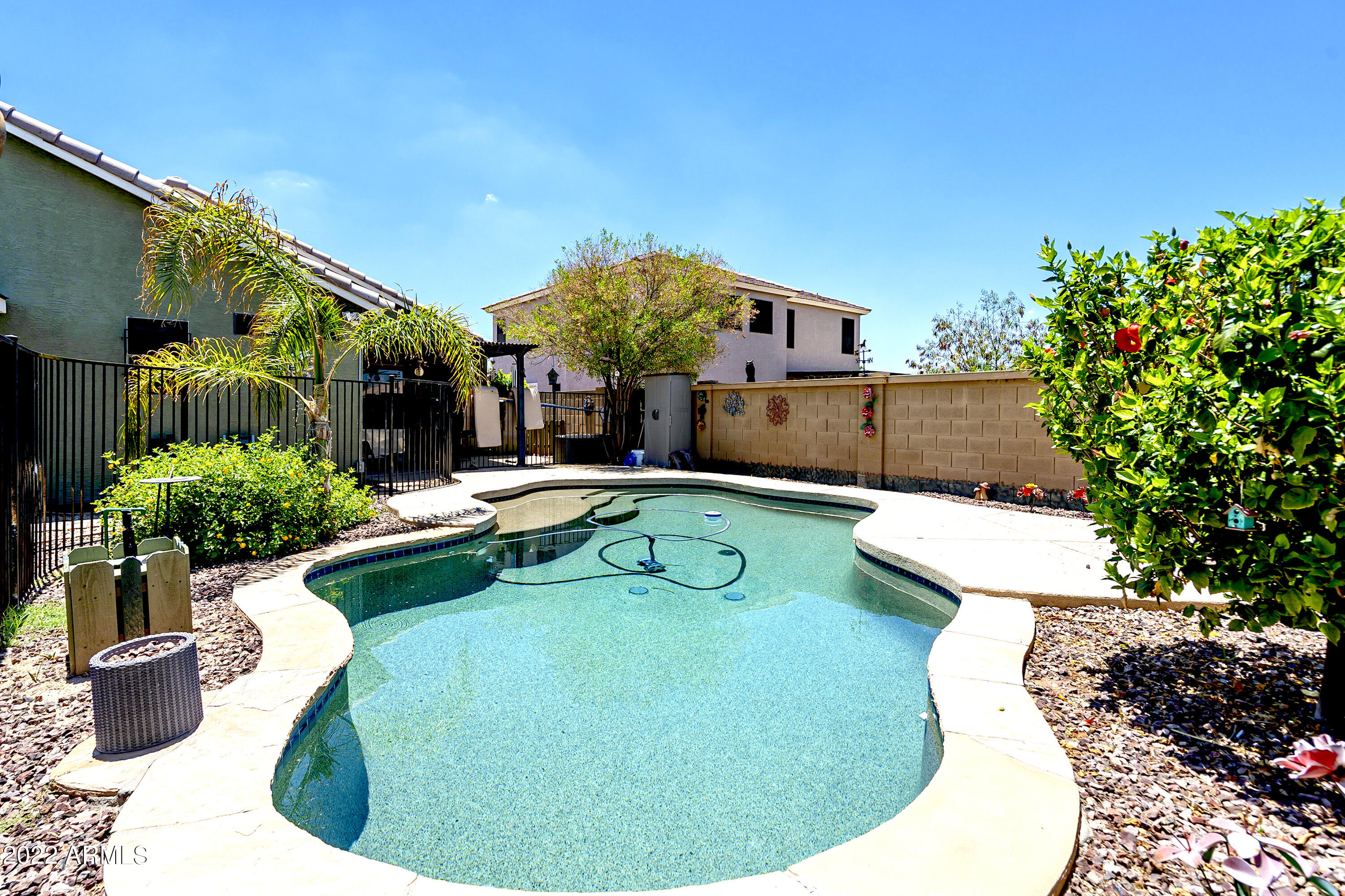 2336 West Carson Road Phoenix, AZ 85041 - Photo 31 of 35 33