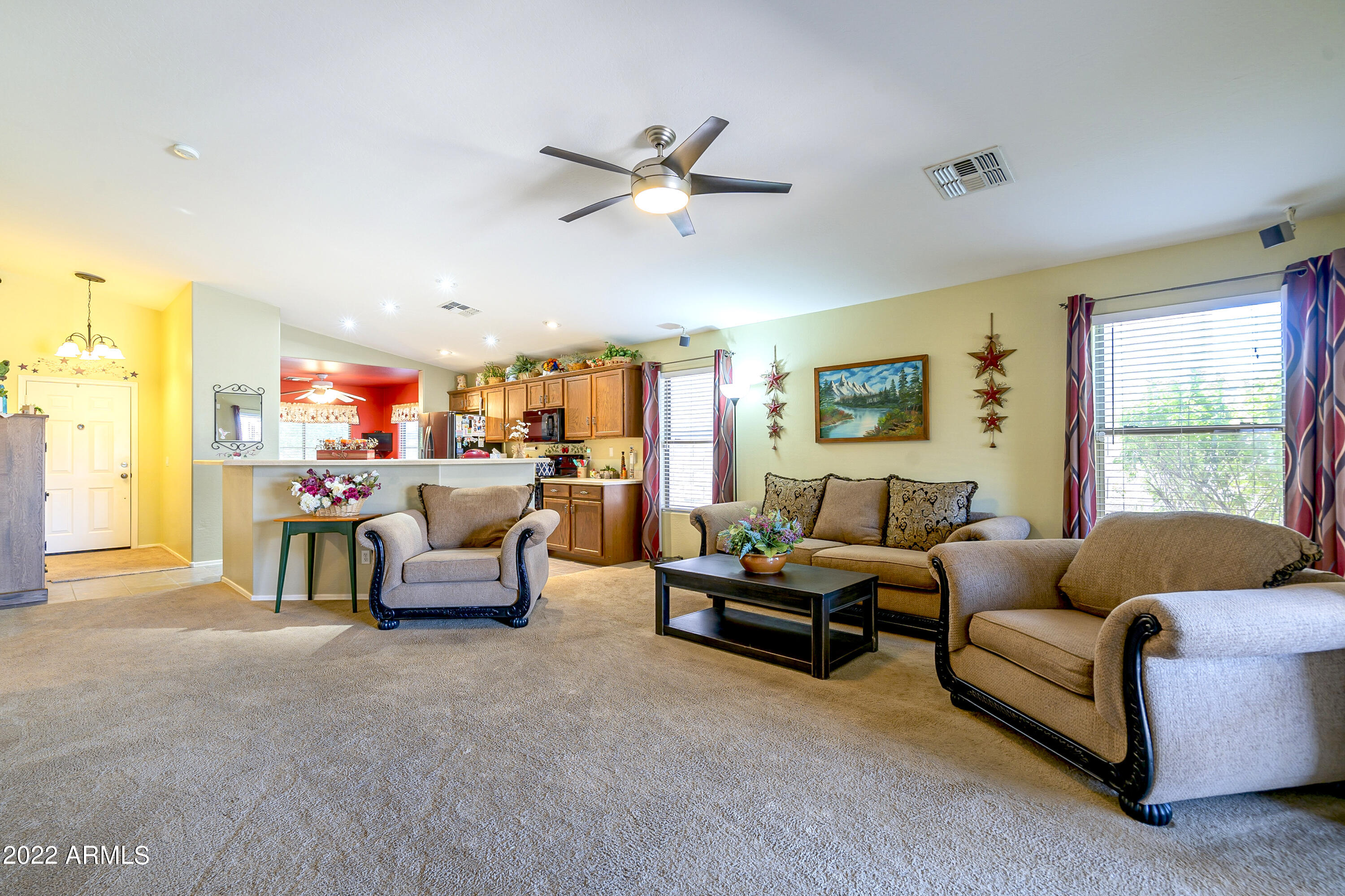 2336 West Carson Road Phoenix, AZ 85041 - Photo 4 of 35 5