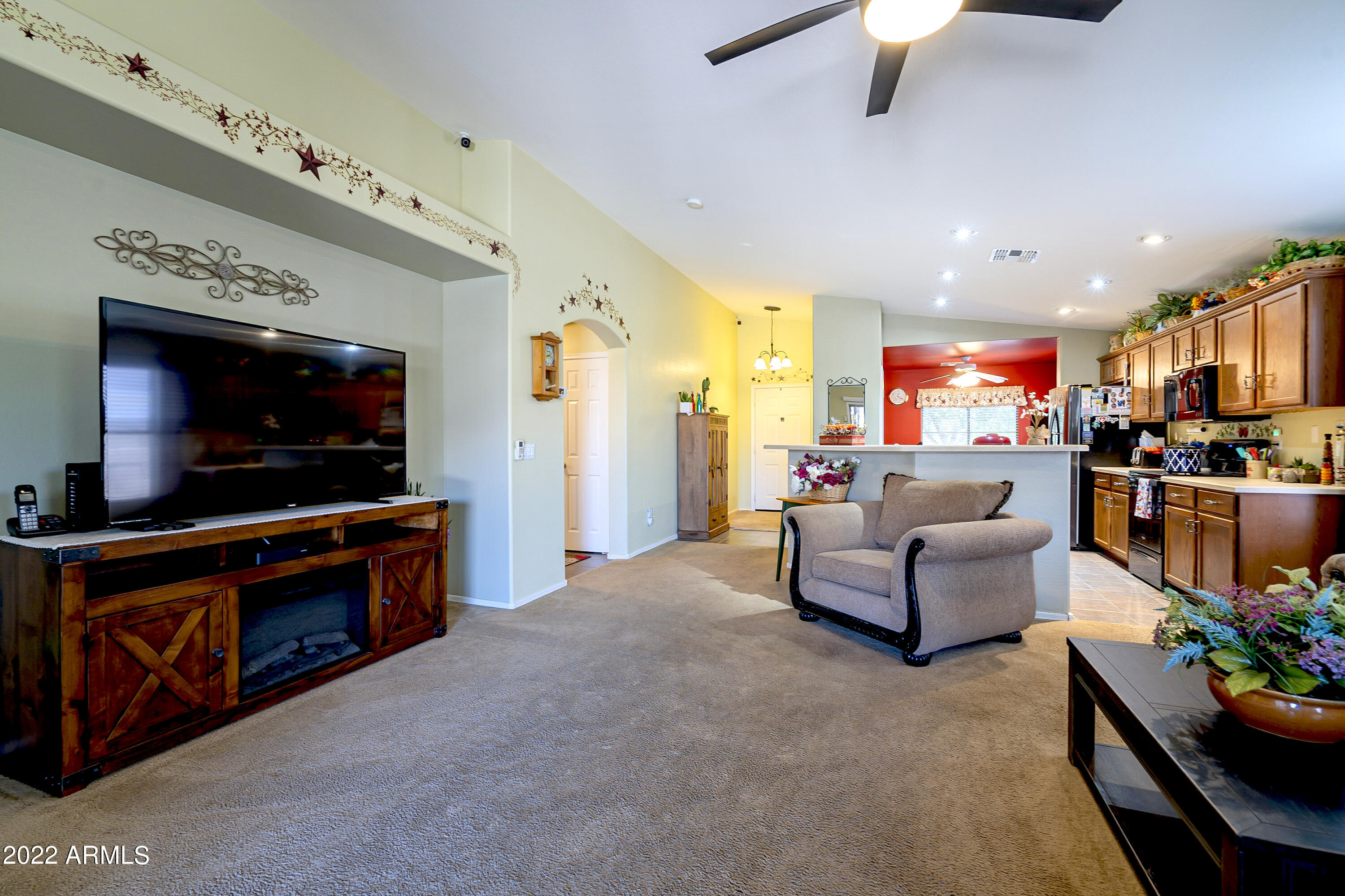 2336 West Carson Road Phoenix, AZ 85041 - Photo 5 of 35 6