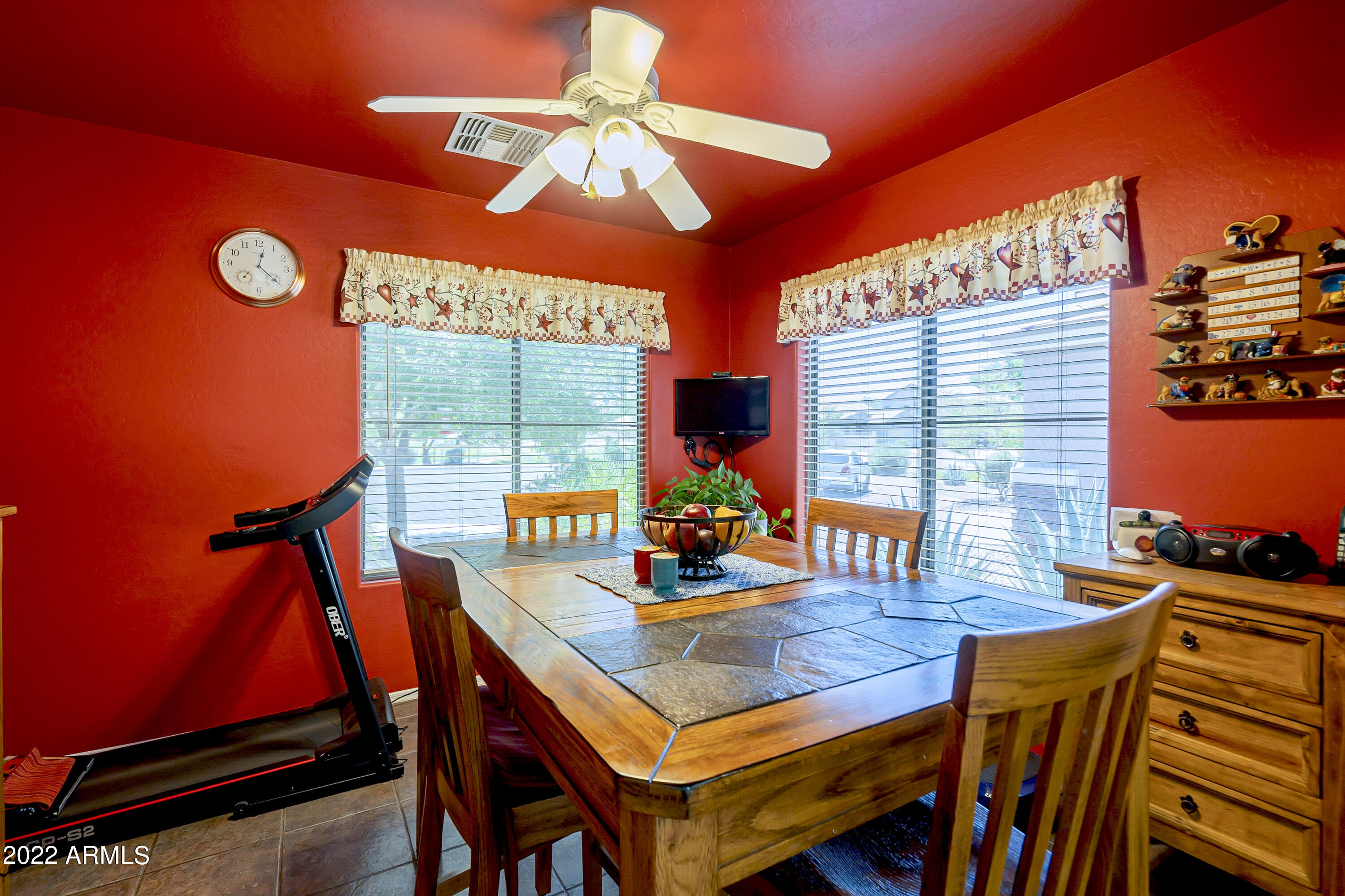 2336 West Carson Road Phoenix, AZ 85041 - Photo 10 of 35 11
