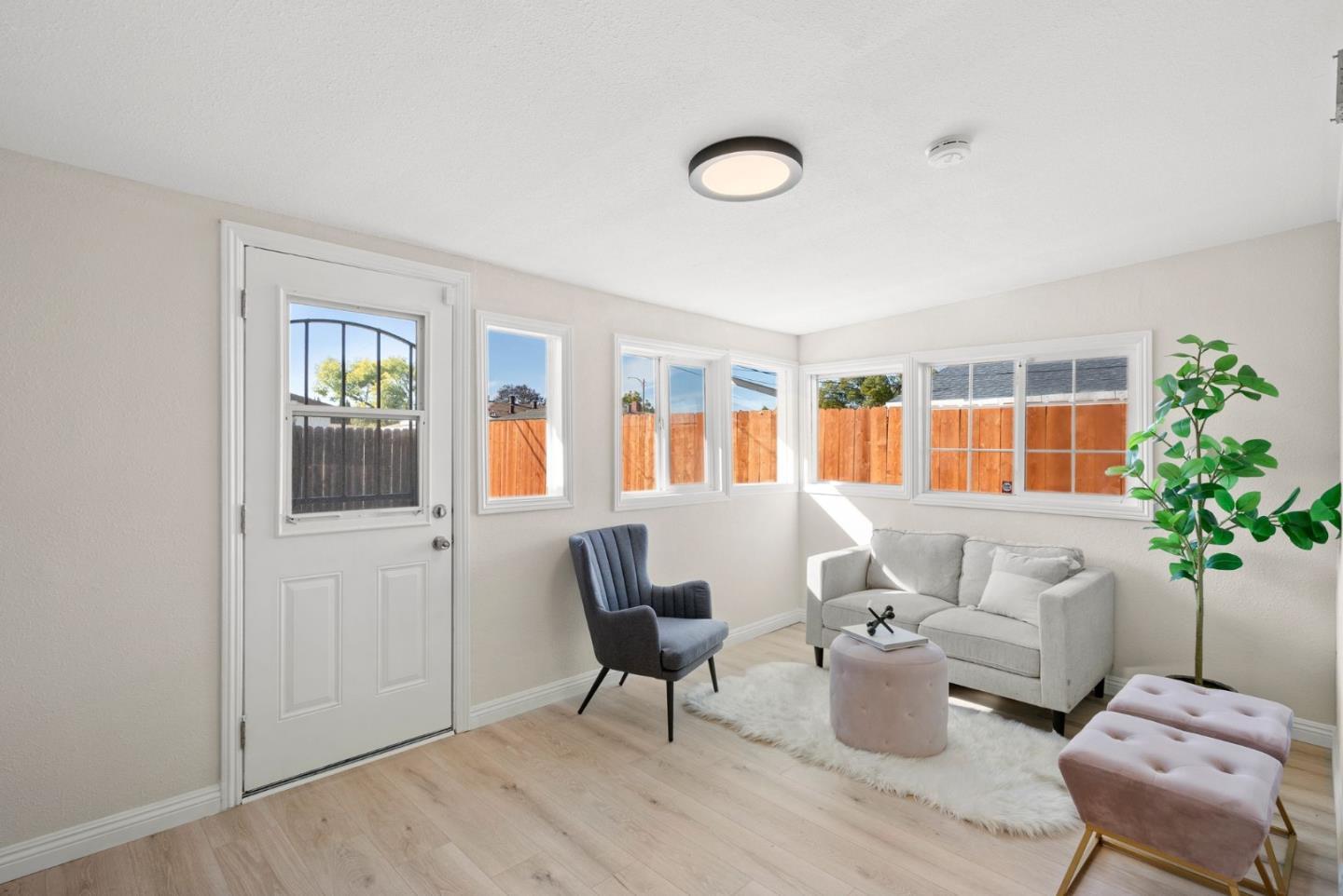 3085 Senter Road San Jose, CA 95111 - Photo 15 of 36