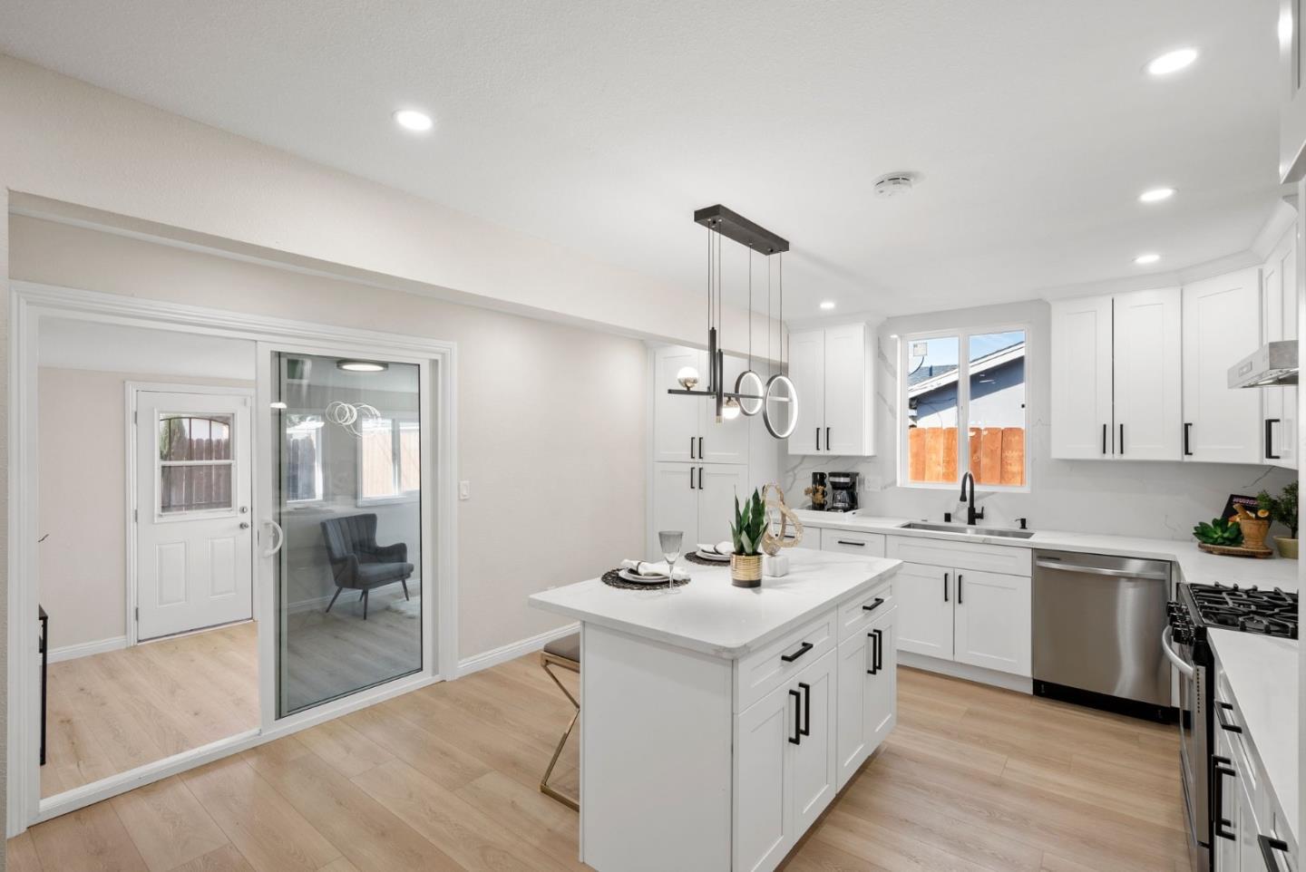 3085 Senter Road San Jose, CA 95111 - Photo 10 of 36