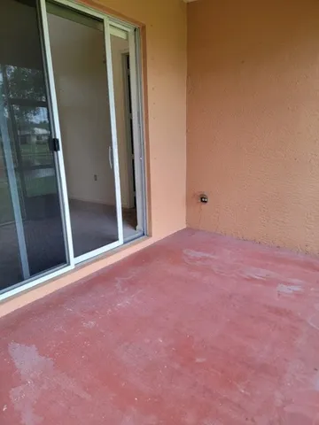 $269,900 | 2513 Stockbridge Square Southwest, Vero Beach, FL 32962