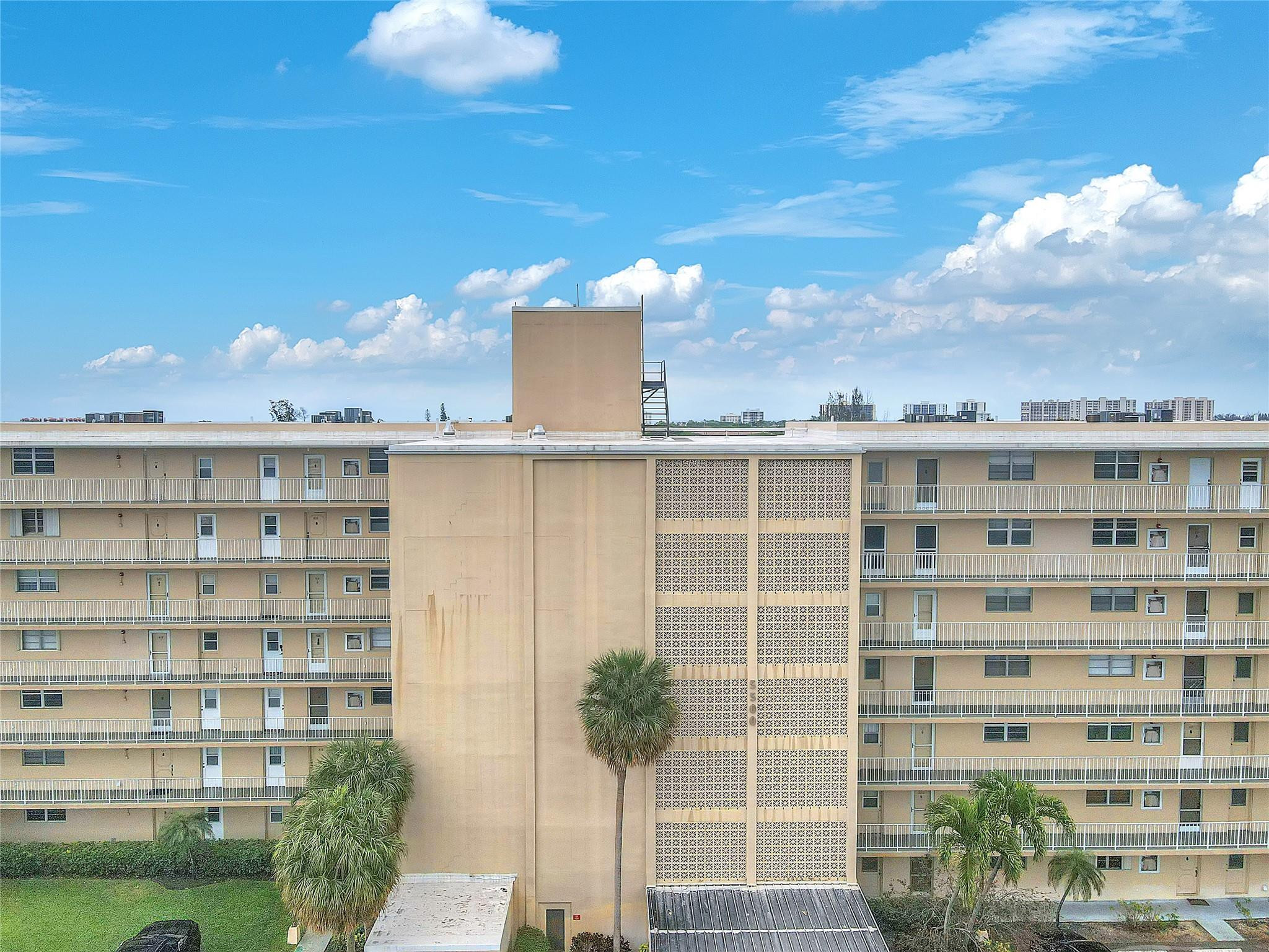 5500 Northwest 2nd Avenue, Unit 319 Boca Raton, FL 33487 - Photo 4 of 31 Photo 4