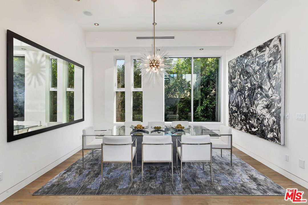 322 North Kings Road Los Angeles, CA 90048 - Photo 14 of 51 Gallery Image 14