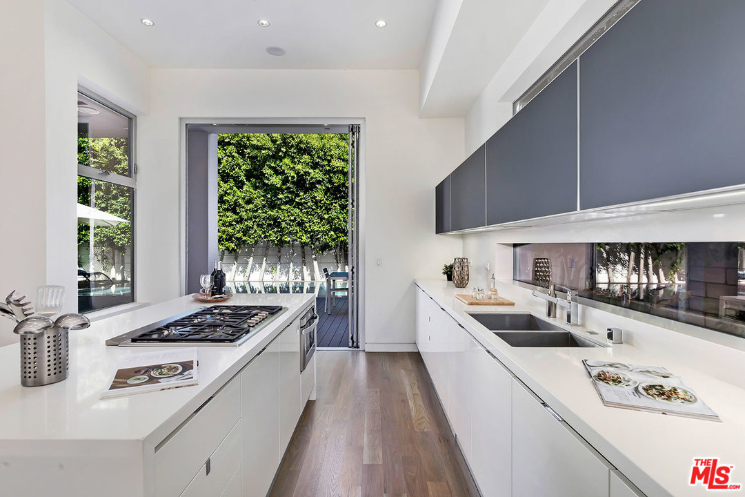 322 North Kings Road Los Angeles, CA 90048 - Photo 23 of 51 Gallery Image 23